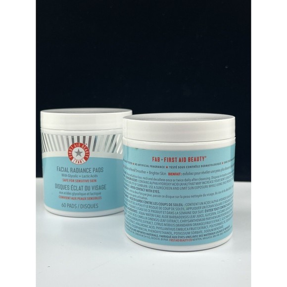 First Aid Beauty Facial Radiance Pads with Glycolic + Lactic Acids (60pads) - Picture 2 of 3